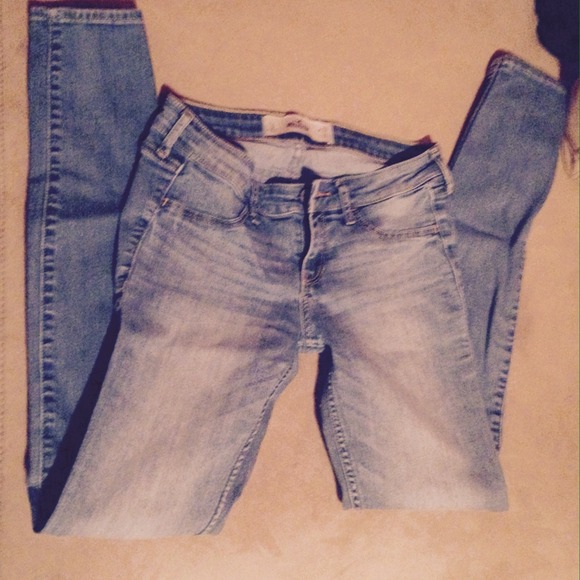Hollister jeans