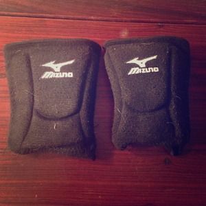 Mizuno volleyball knee pads