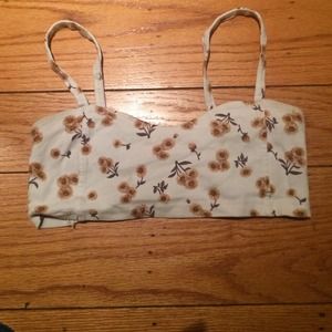 Brandy Melville Chiyo top