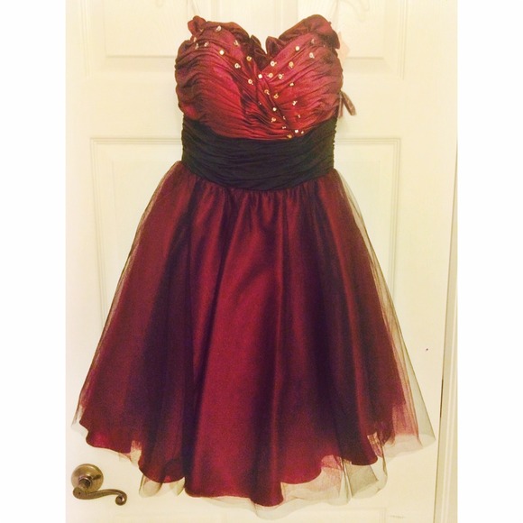 Prom / Homecoming / Sweet 16 Dress by Hannah S.