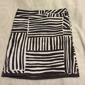 Ann Taylor brown and white mini skirt.