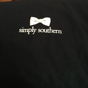 Simply Southern navy blue shirt XL