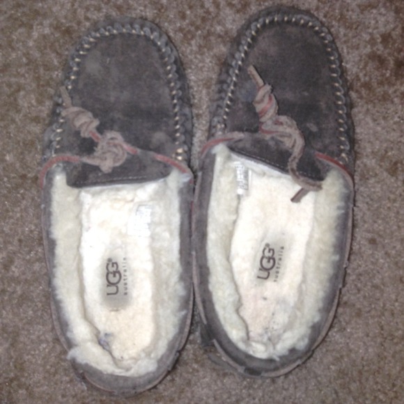 Dark chocolate ugg moccasins