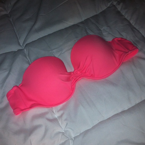 PINK Victoria's Secret Other - Strapless bathing suit top