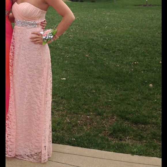 Prom dress - Picture 1 of 1