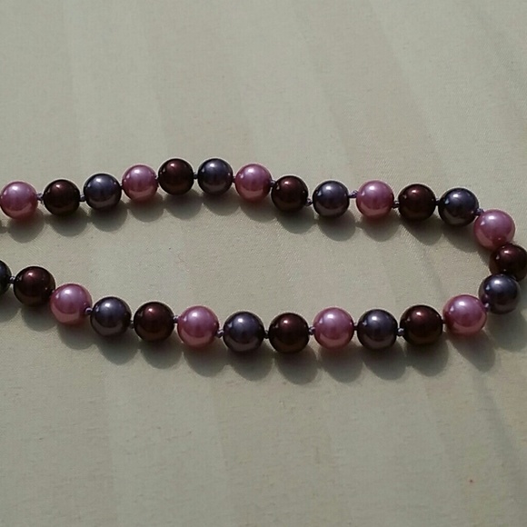 Pearl Necklace - Picture 2 of 2