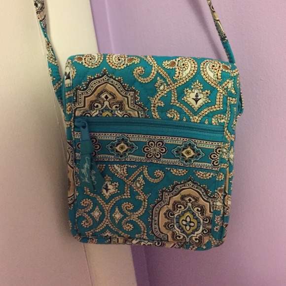 Cross-body small purse