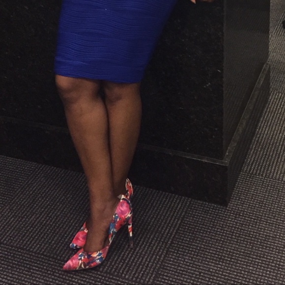 Meet Your Seller-Hey fellow Poshers I'm Kai! - Picture 3 of 4