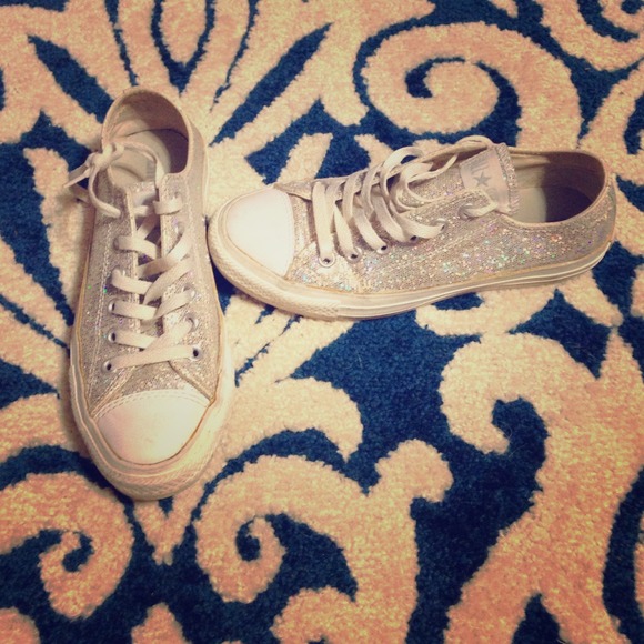 Sparkly converse