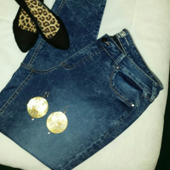 SOLD.....Denim Skinny Jeans