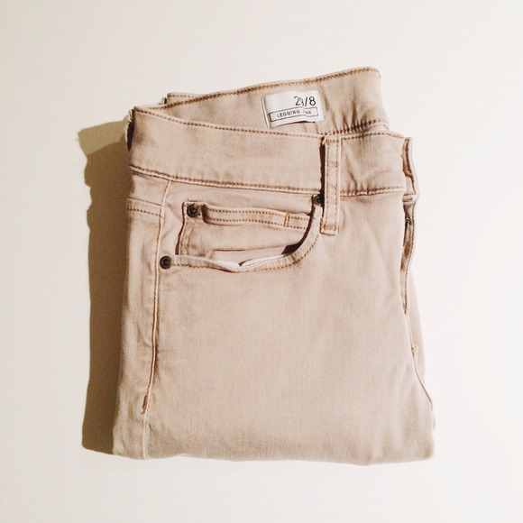 Gap Khaki Legging Jean
