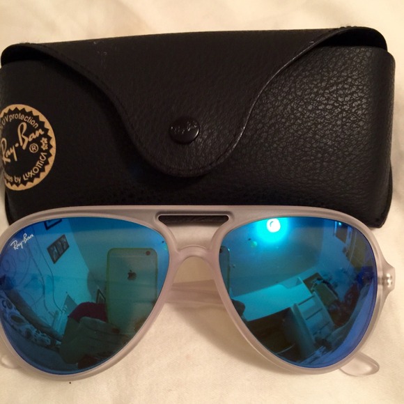 Ray Ban Blue Plastic Sunglasses