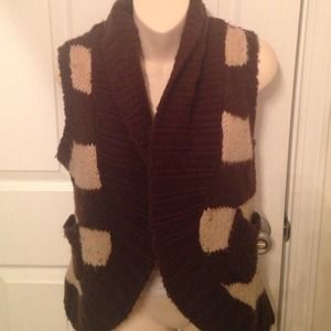 Sweater vest