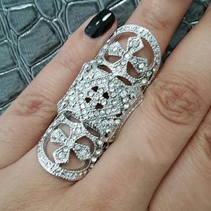 EDWARDIAN STYLE CROSS HAND SET CRYSTAL RING 6