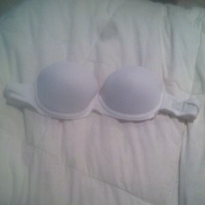 White pushup strapless bra