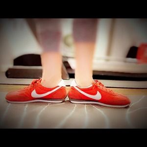 Women Nike Cortez  in beautiful red