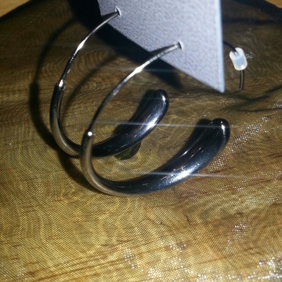 ~❄~Earrings pewter in color