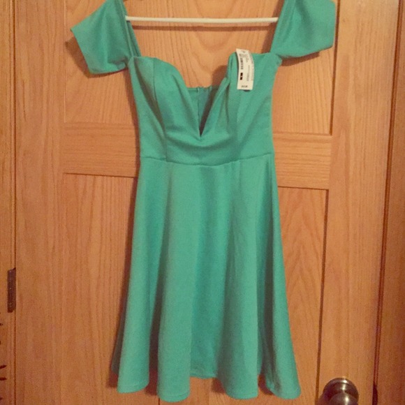NWT Foreign Exchange Sweetheart Dress size S