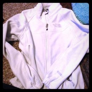 North face jacket (windwall)