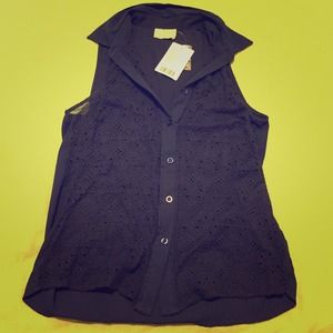 🚫SOLD WITH BUNDLE 🚫 Urban Outfitters lace top.