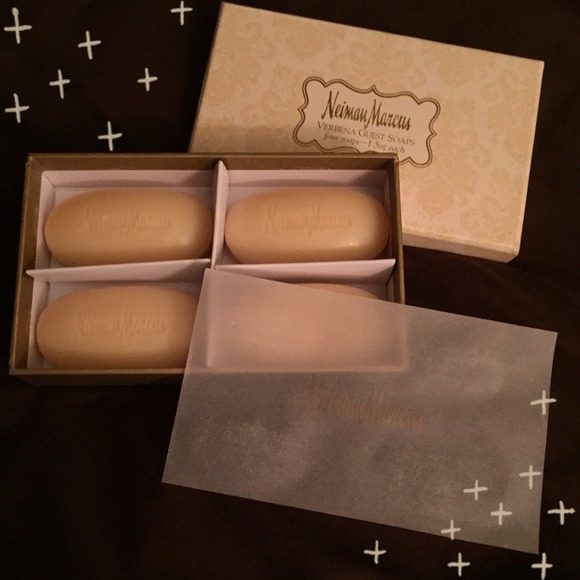 •Neiman Marcus Verbena Guest Boxed Soap Set•