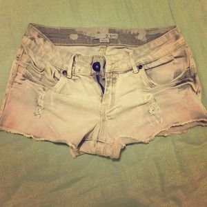 NWOT Forever 21 grey denim short shorts