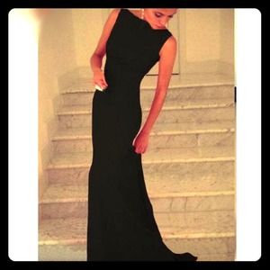 Lightweight semi-formal gown