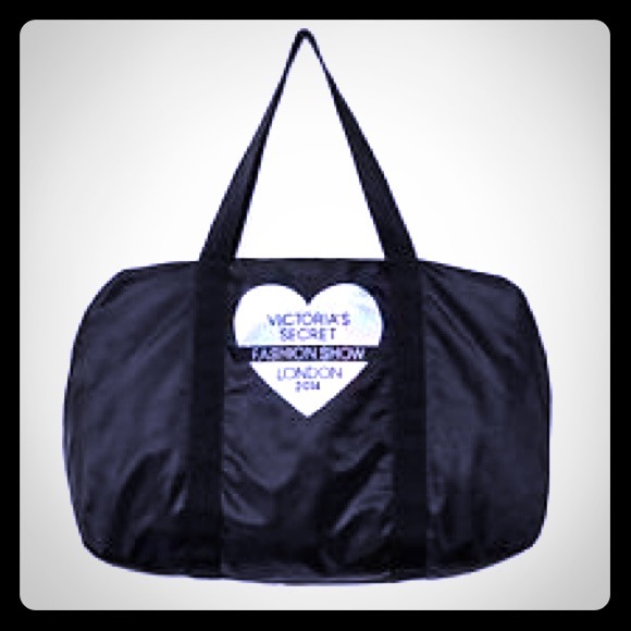 Victoria's Secret 2014 Fashion Show Duffel & dog