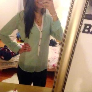Mint green top