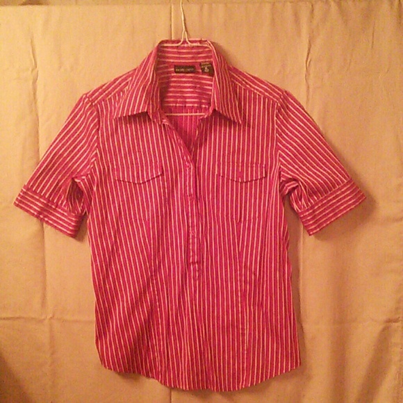 New York & Company short sleeve shirt