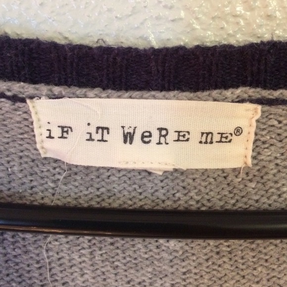 Long Sleeve Sweater - Picture 3 of 3