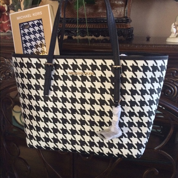 Michael Kors purse and iPhone 5 case