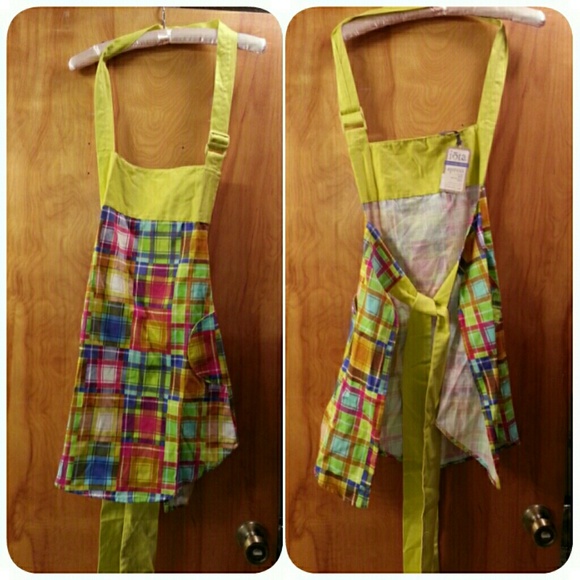 SOLD BRAND NEW Iota Apron - Picture 1 of 3