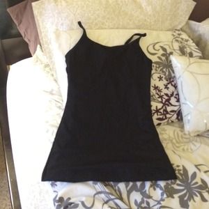 Flexees by Maidenform Shapewear top. Medium.