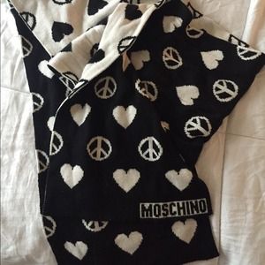 Moschino Peace and Hearts Scarf!