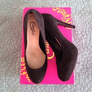 Candie's black pumps - new