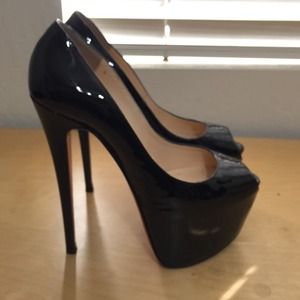 Christian louboutin highness 39.5
