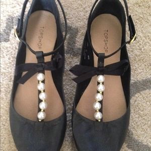 Top shop flats with pearl and bow detail