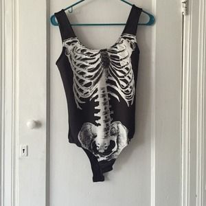 Nwt skeleton print bodysuit