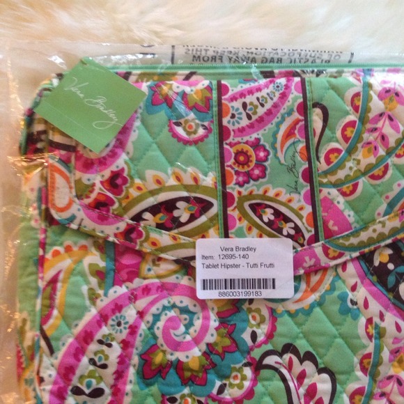 NEW‼️Vera Bradley ‼️Tutti Frutti Tablet Hipster! - Picture 3 of 4