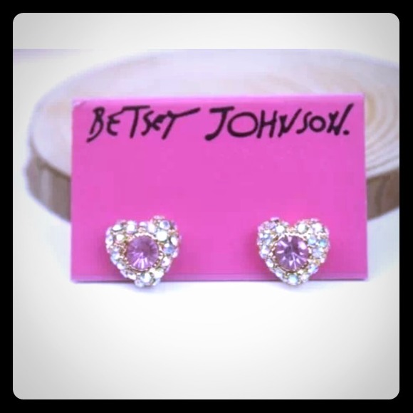 💖reduced💖 rhinestone heart stud earrings