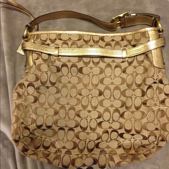 Authentic Coach handbag - Picture 4 of 4