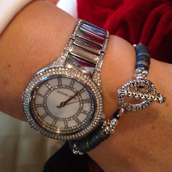 Bracelet - Picture 2 of 2