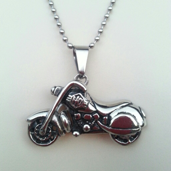Harley Davidson Motorcycle Pendent & Chain, NWOT