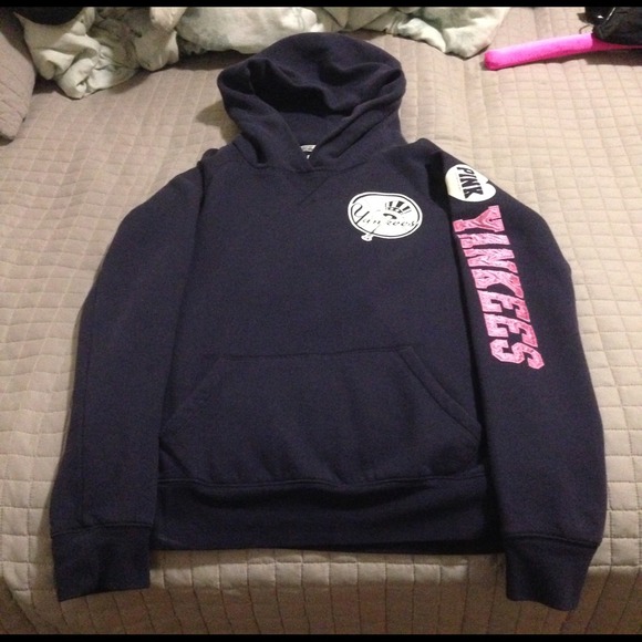 Victorias Secret Pink Yankee pullover hoodie