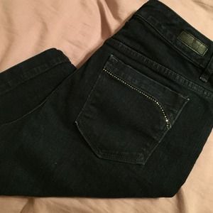 DARK DENIM CROP SHORTS 😊