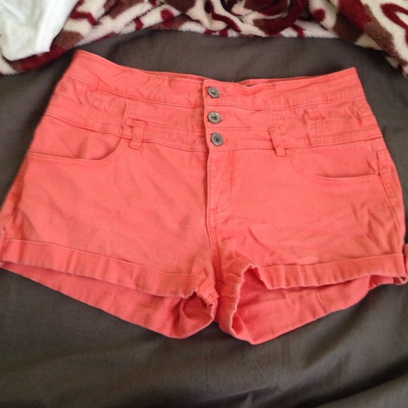 High wasted coral shorts