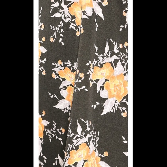 💜bundled Free People Floral dress black - Picture 2 of 3