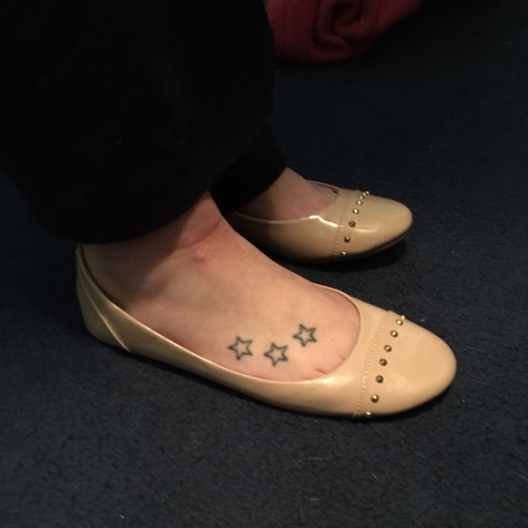 Nude flats - Picture 2 of 2