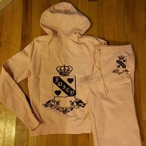 👑Juicy Couture Lt Pink comfy chic Fleece Suit👑